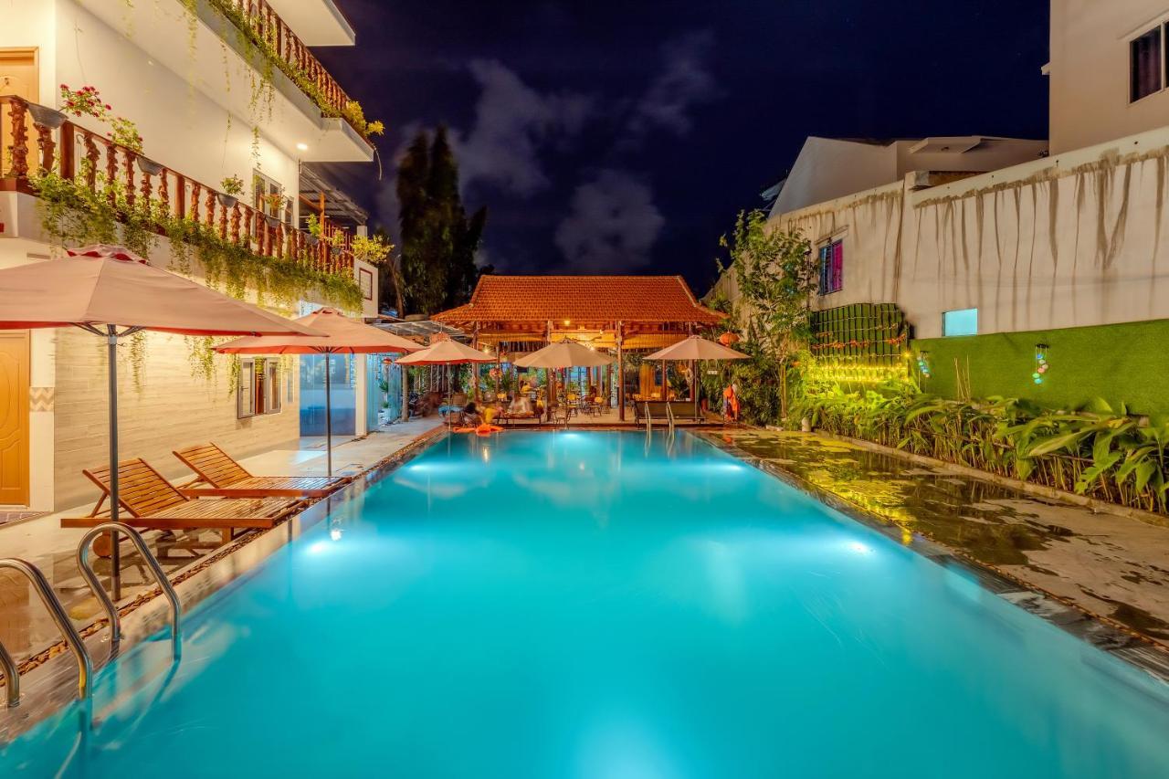 Alley Garden Homestay Hoi An Bagian luar foto
