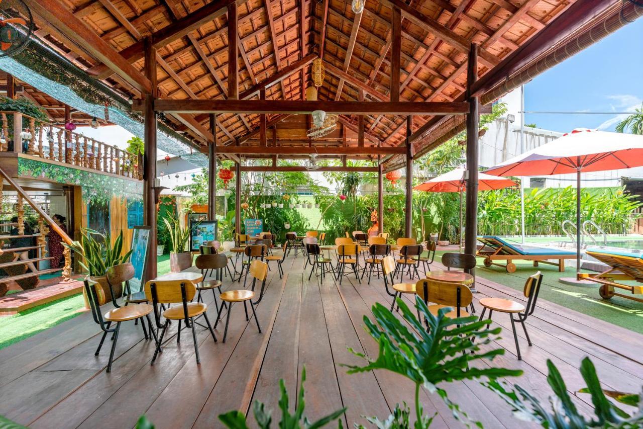 Alley Garden Homestay Hoi An Bagian luar foto